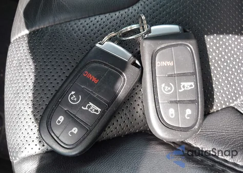 2019 Jeep Cherokee Limited 4X4 from USA, damaged, VIN 1C4PJMDX5KD293240